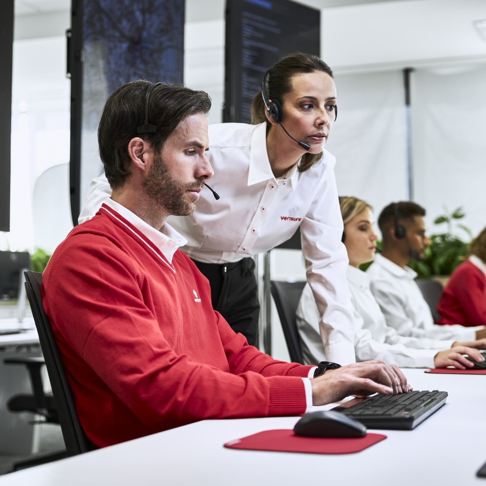 24/7 professional monitoring service